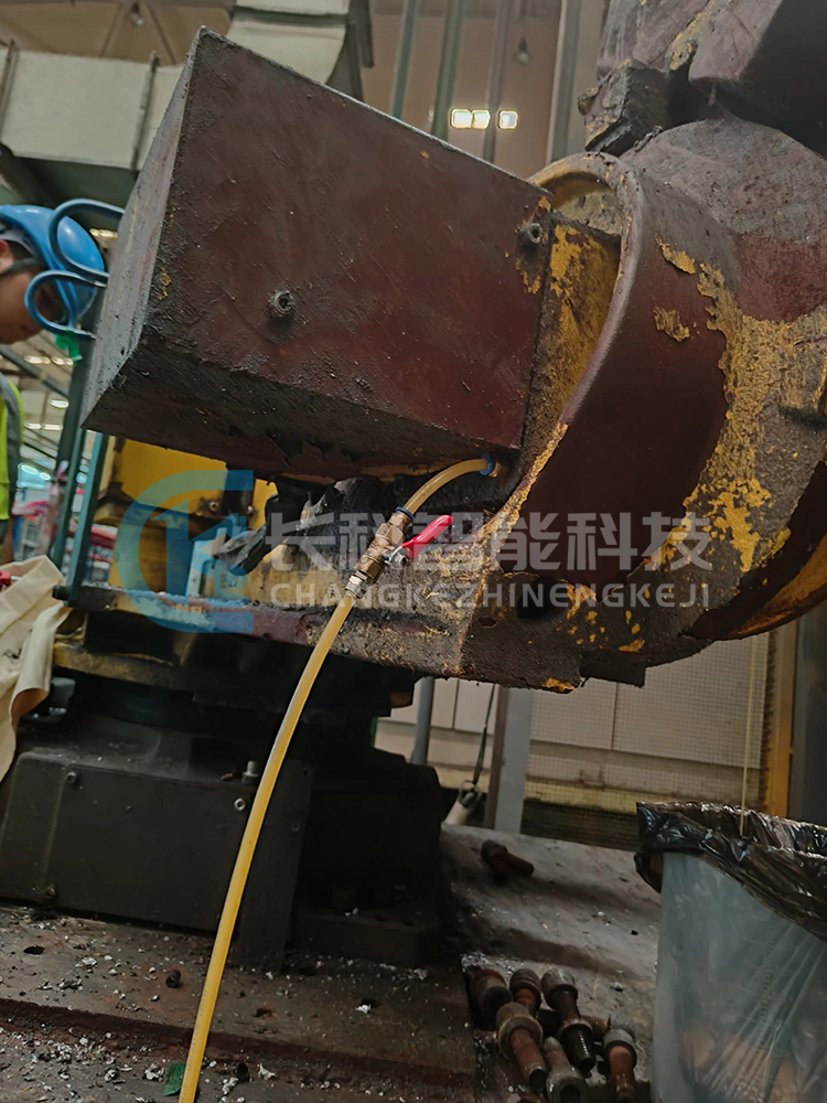 發(fā)那科大型機(jī)器人2000iB 165R 165F保養(yǎng) 發(fā)那科大型機(jī)器人2000iB 165R 165F保養(yǎng)